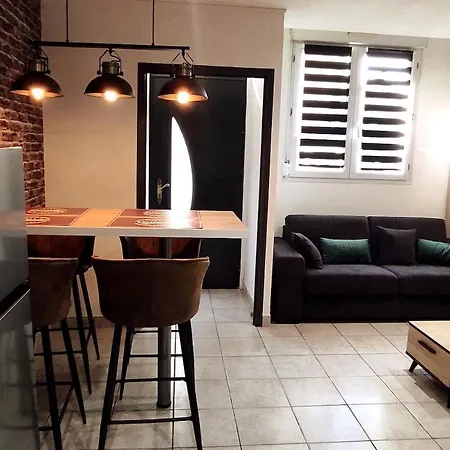 Chez Louis - Triplex Rethel